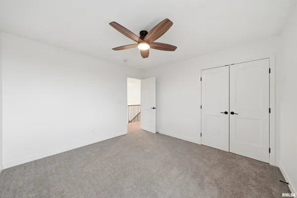 $529,900 | 1617 Rustic Oak Drive, Washington, IL 61571