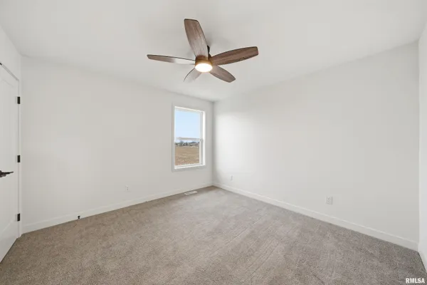 $529,900 | 1617 Rustic Oak Drive, Washington, IL 61571