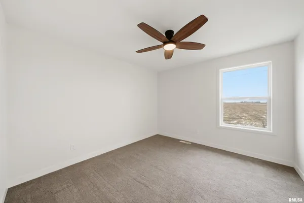 $529,900 | 1617 Rustic Oak Drive, Washington, IL 61571