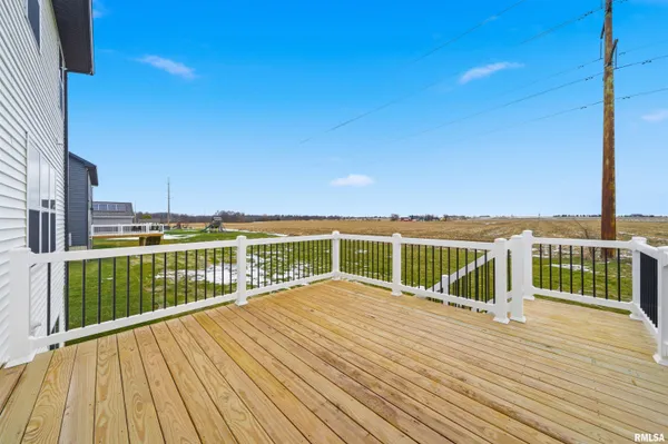 $529,900 | 1617 Rustic Oak Drive, Washington, IL 61571