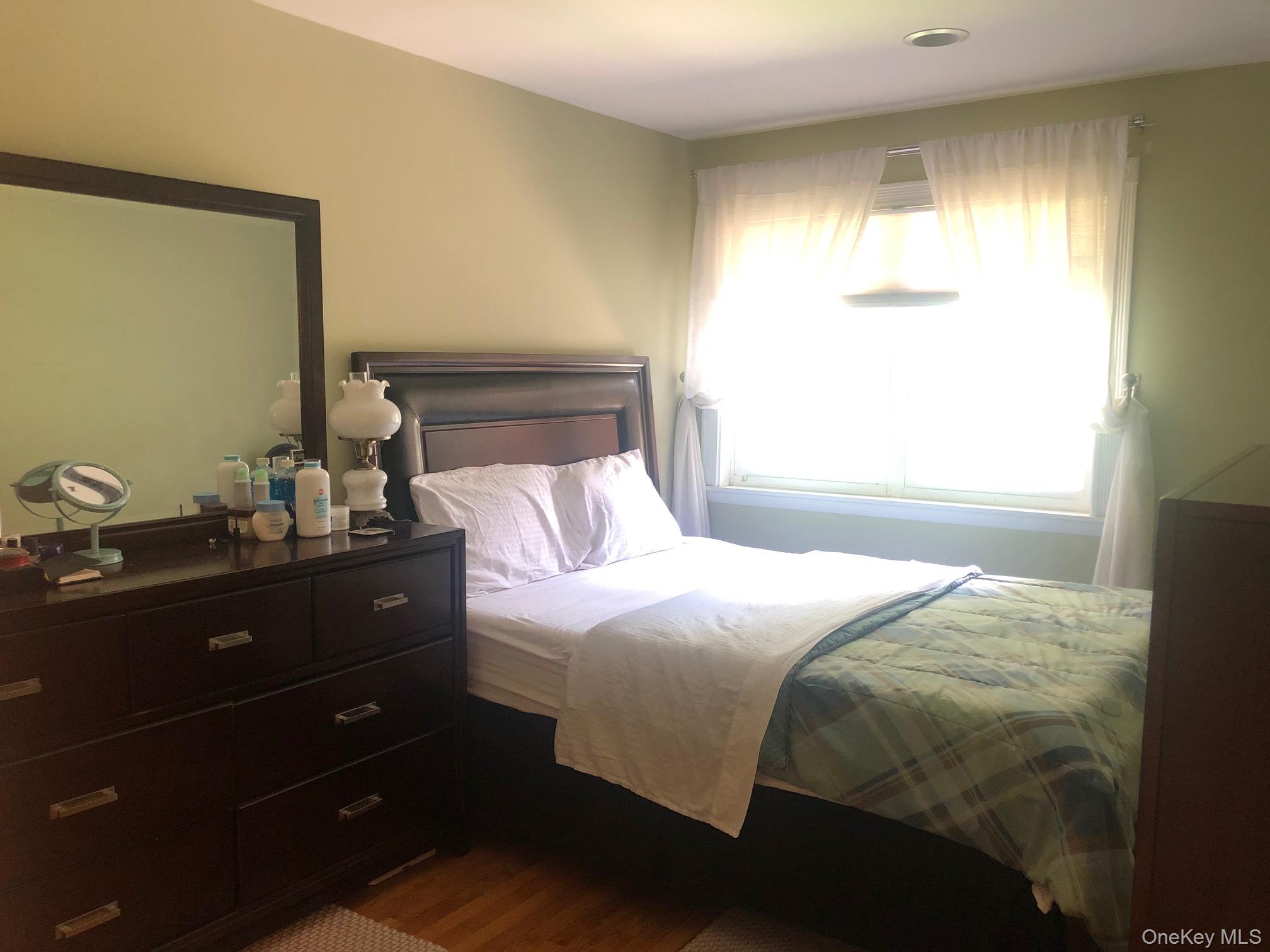 225 North Middletown Road, Unit D Pearl River, NY 10965 - Photo 16 of 20