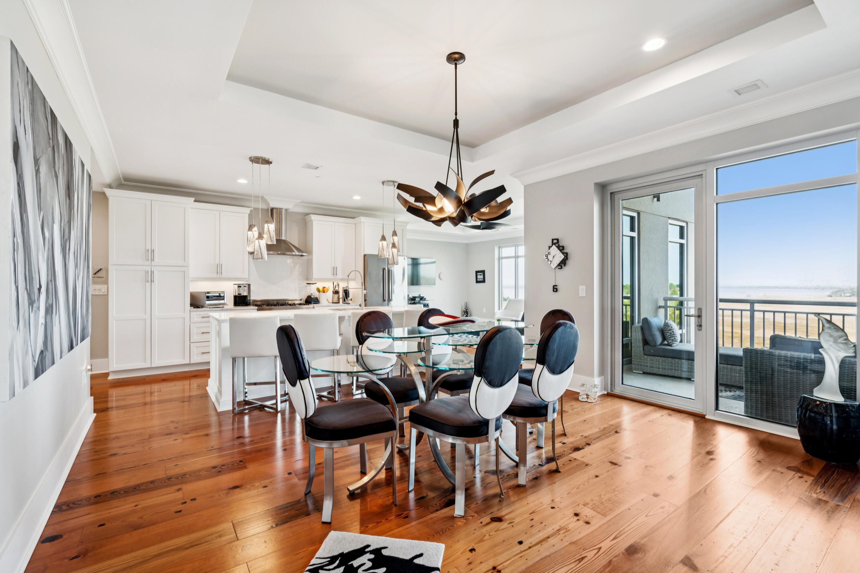 155 Wingo Way, Unit 467 Mount Pleasant, SC 29464 - Photo 1 of 43 155WingoWayUnit467-KeenEyeMarketing-010