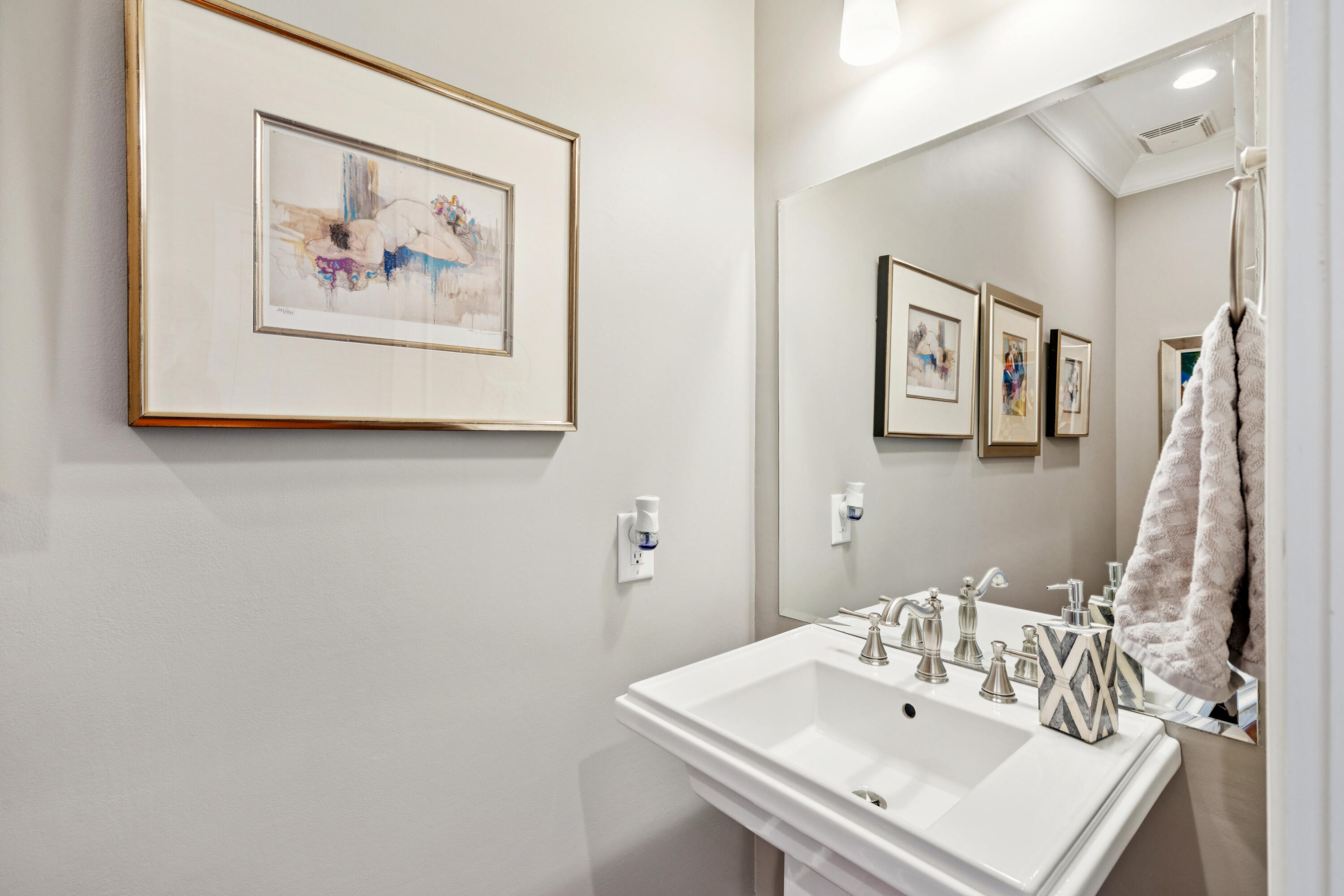 155 Wingo Way, Unit 467 Mount Pleasant, SC 29464 - Photo 23 of 43 155WingoWayUnit467-KeenEyeMarketing-043