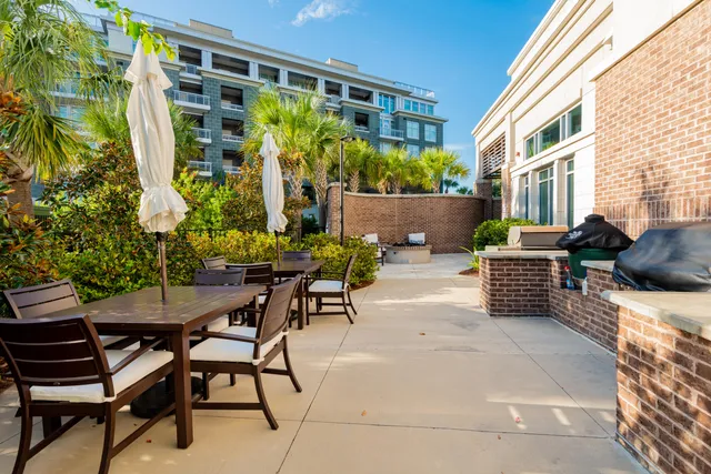 $1,760,000 | 155 Wingo Way, Unit 467, Mount Pleasant, SC 29464