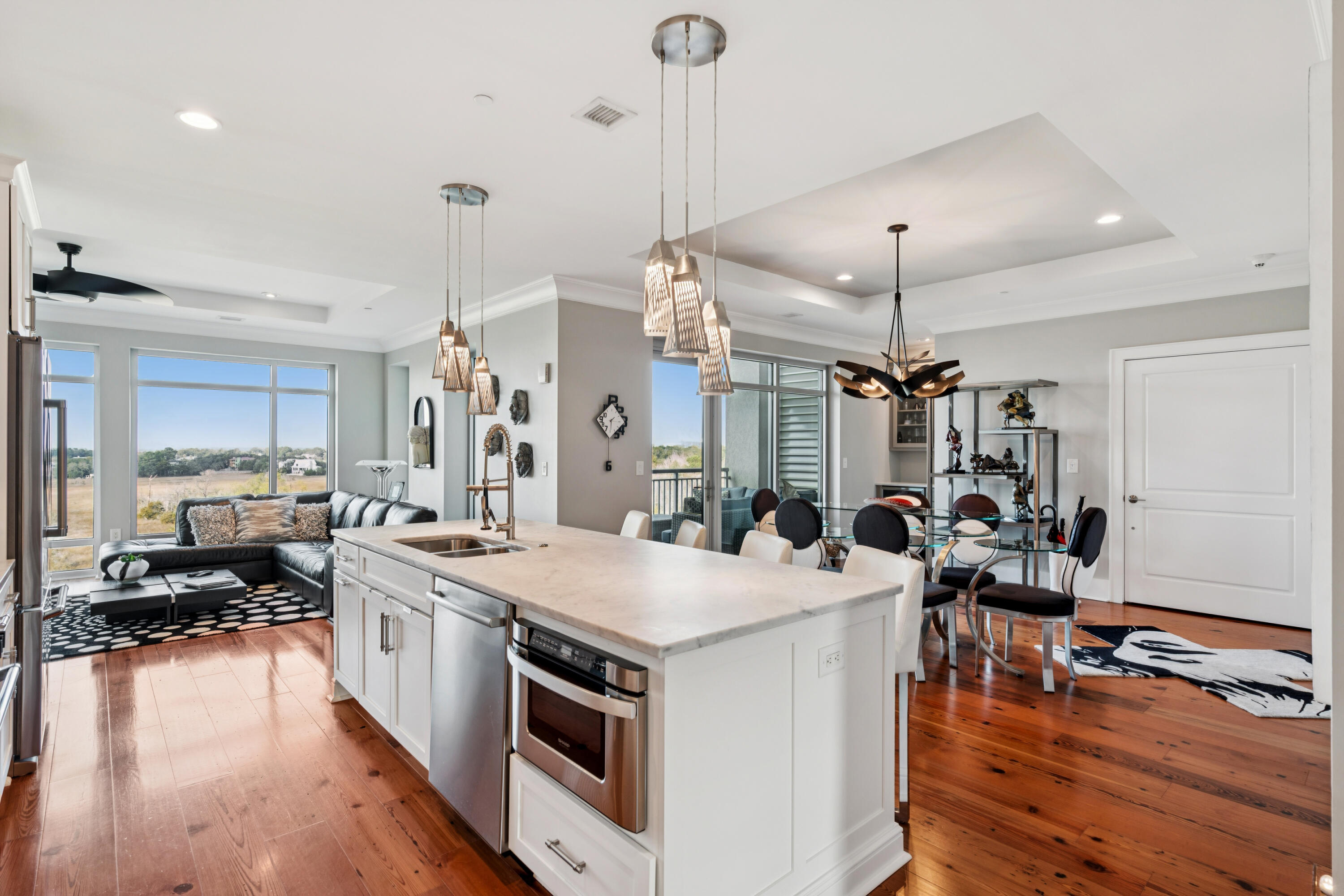 155 Wingo Way, Unit 467 Mount Pleasant, SC 29464 - Photo 10 of 43 155WingoWayUnit467-KeenEyeMarketing-025