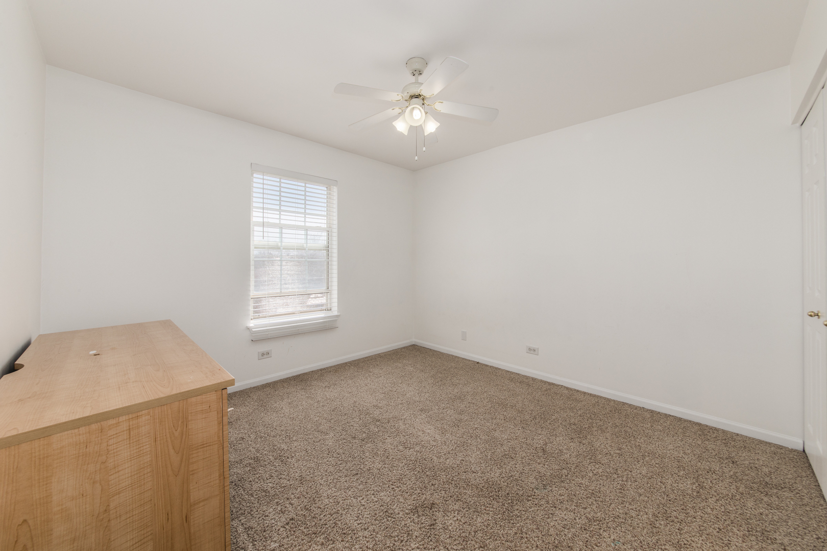 13 Trail Ridge Court Streamwood, IL 60107 - Photo 18 of 30 Gallery Image 18
