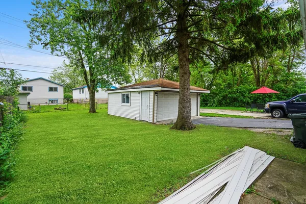 $2,400 | 16125 Marshfield Avenue, Markham, IL 60428