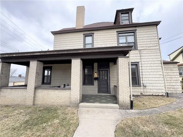 $895 | 122 Dinsmore Avenue, Unit 1, Pittsburgh, PA 15205