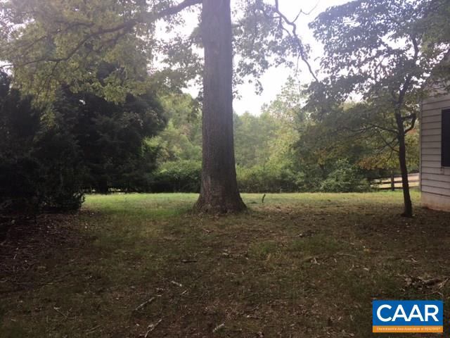 267 Courthouse Road Palmyra, VA 22963 - Photo 7 of 7 a view of a yard with a tree