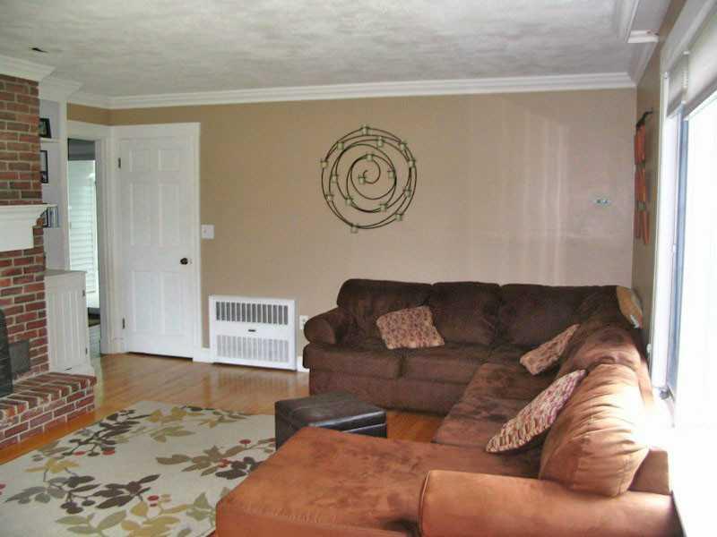 225 Pierce Road Brewer, ME 04412 - Photo 20 of 35 Living Room. Also has access from...
