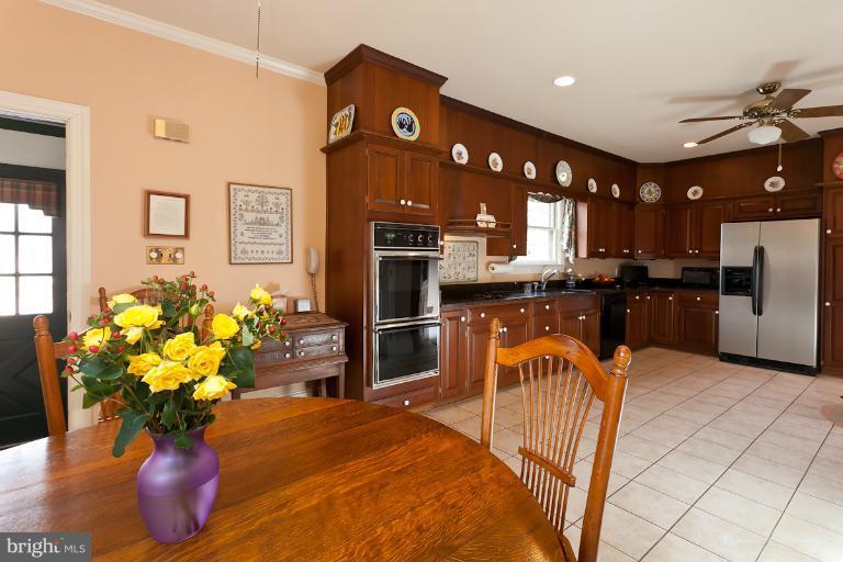 1010 Cloverlea Road Towson, MD 21204 - Photo 7 of 28 Kitchen