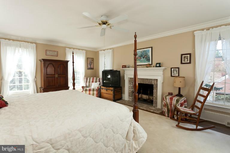 1010 Cloverlea Road Towson, MD 21204 - Photo 10 of 28 Master Bedroom