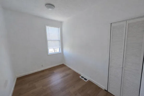 $179,999 | 4912 Catalpa Avenue, Hammond, IN 46327