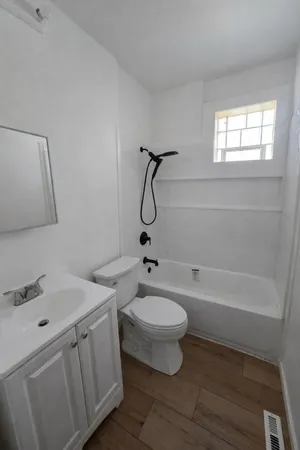 $179,999 | 4912 Catalpa Avenue, Hammond, IN 46327