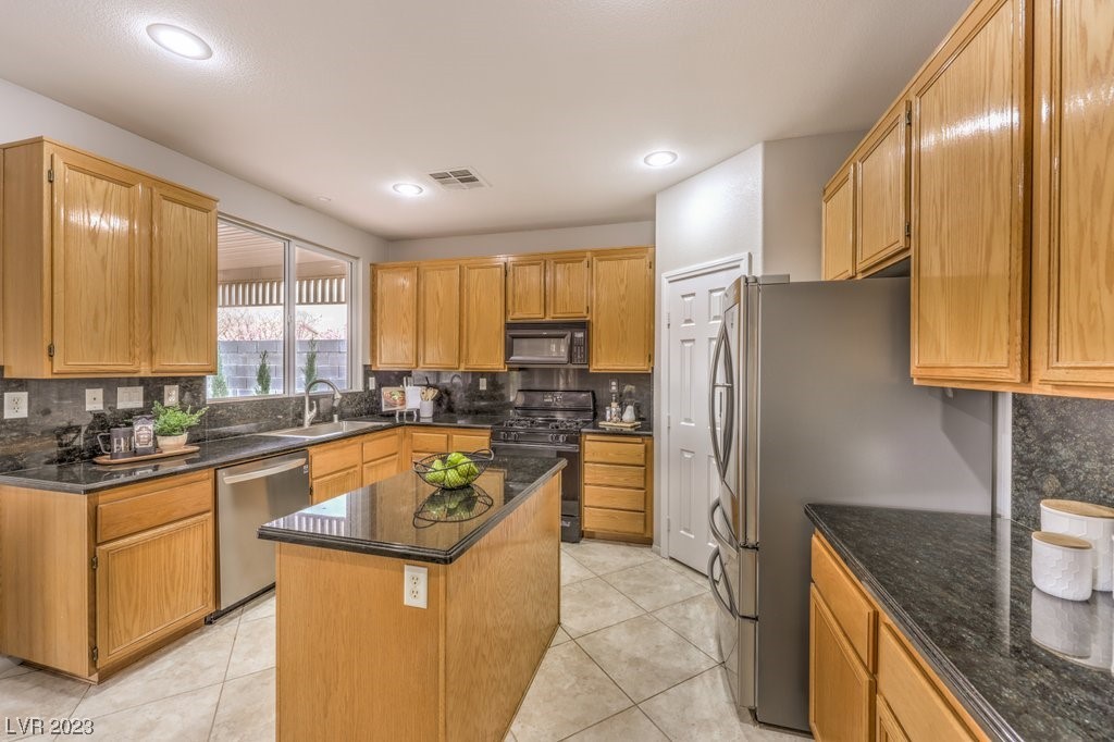 9089 Union Gap Road Las Vegas, NV 89123 - Photo 11 of 43 Gallery Image 11