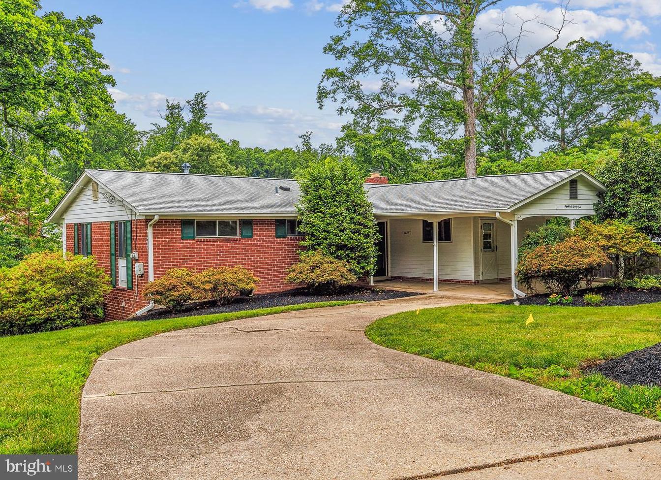 8621 Cromwell Dr Springfield VA