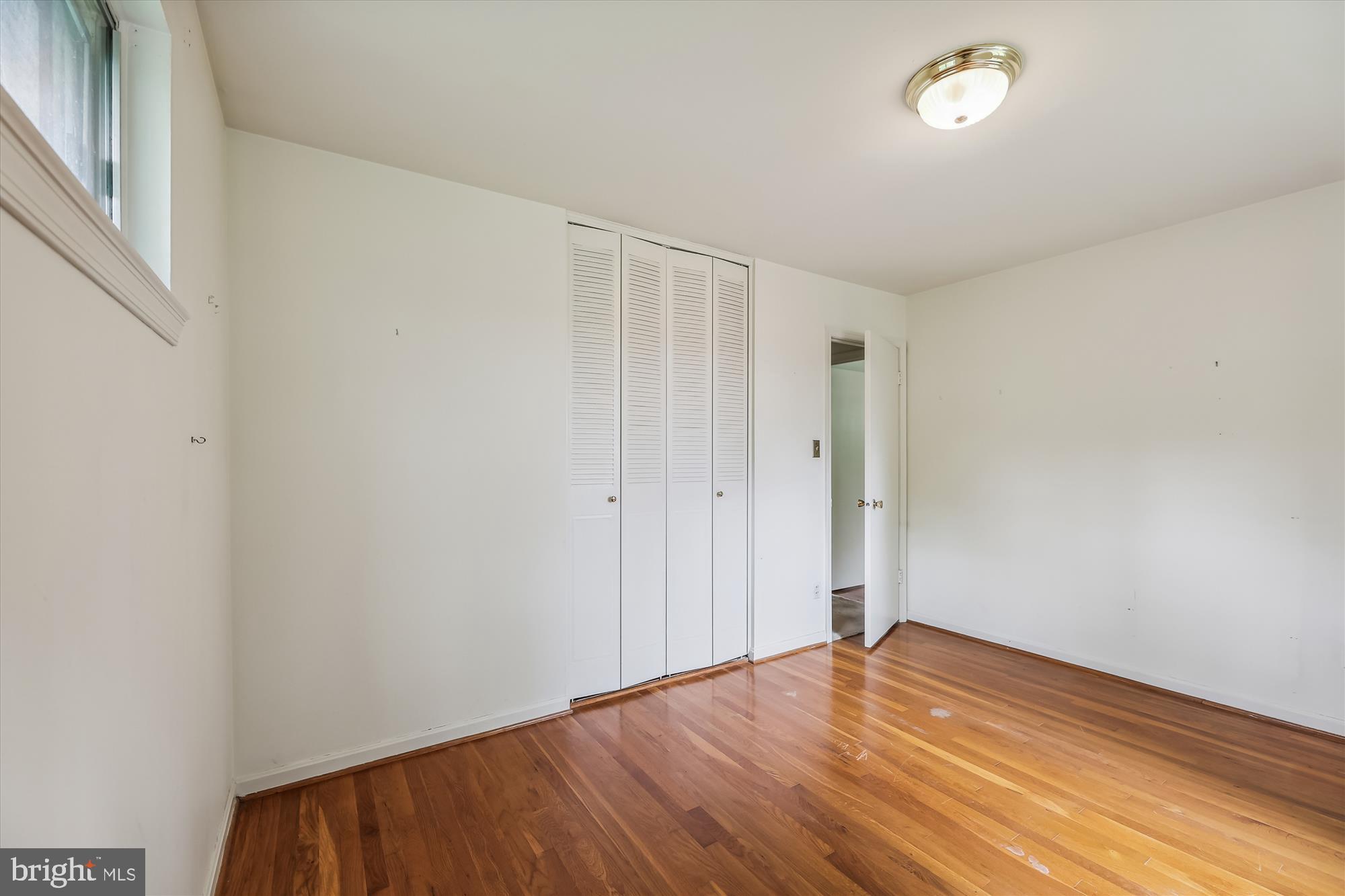 8621 Cromwell Drive Springfield, VA 22151 - Photo 16 of 41 Bedroom 2