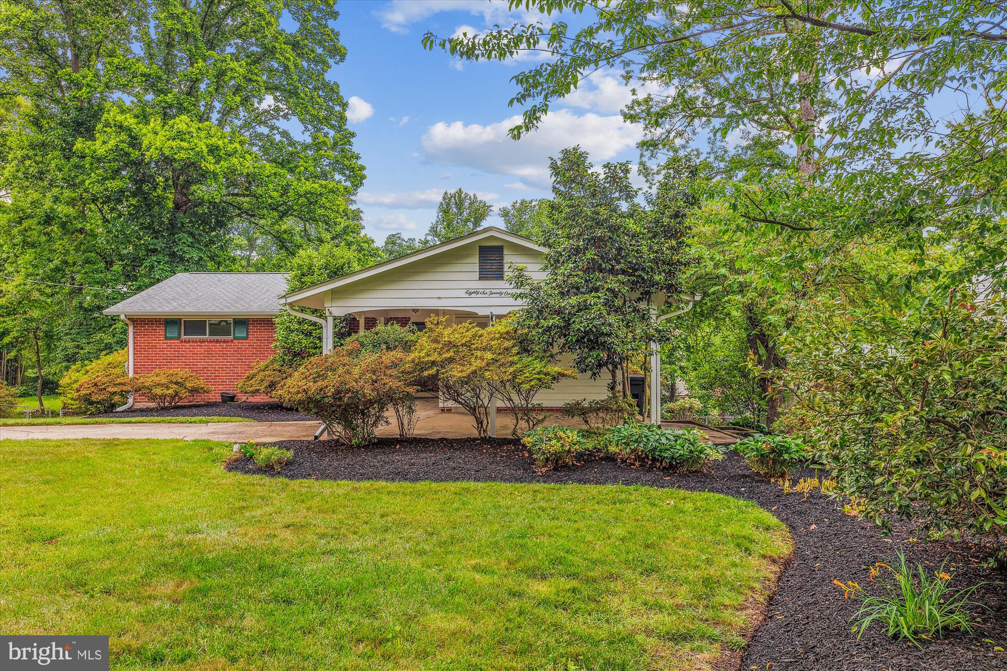 8621 Cromwell Drive Springfield, VA 22151 - Photo 30 of 41 Front view