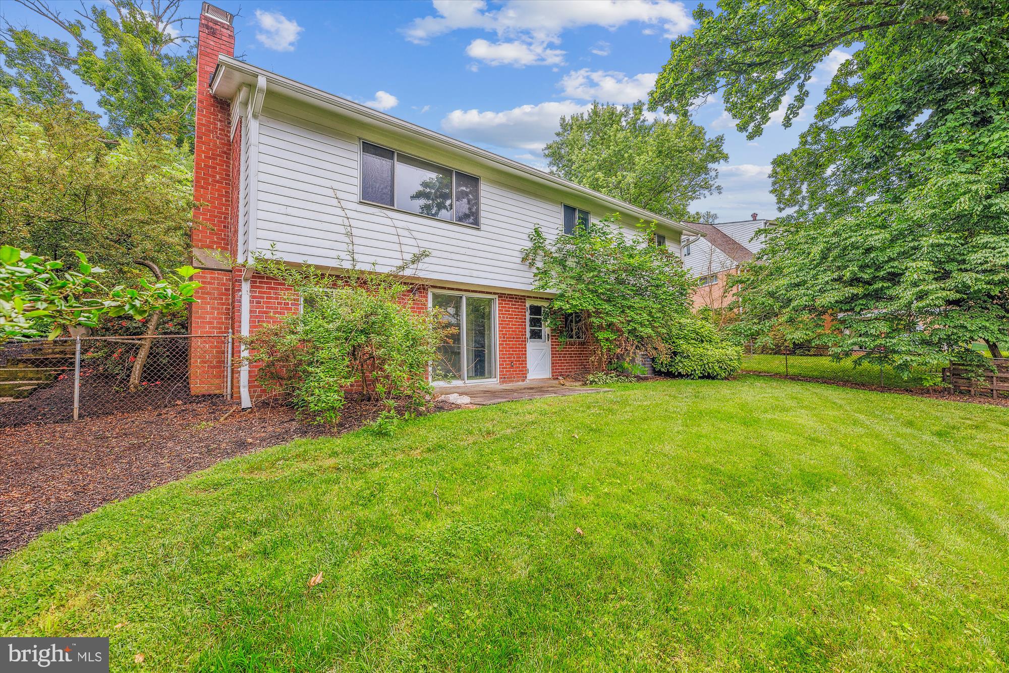 8621 Cromwell Drive Springfield, VA 22151 - Photo 32 of 41 Rear yard is fully fenced