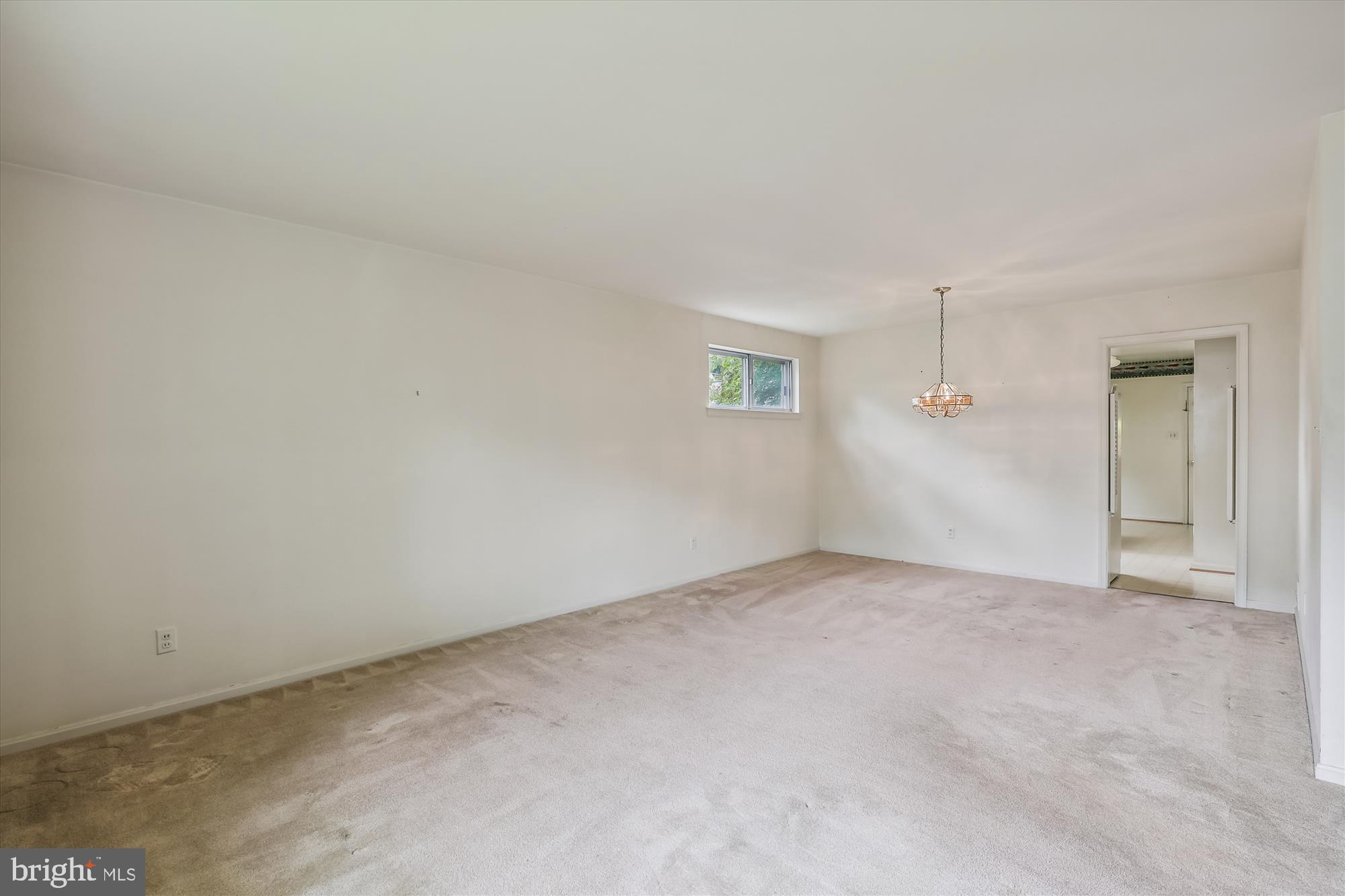 8621 Cromwell Drive Springfield, VA 22151 - Photo 9 of 41 View into the dining room from the living room