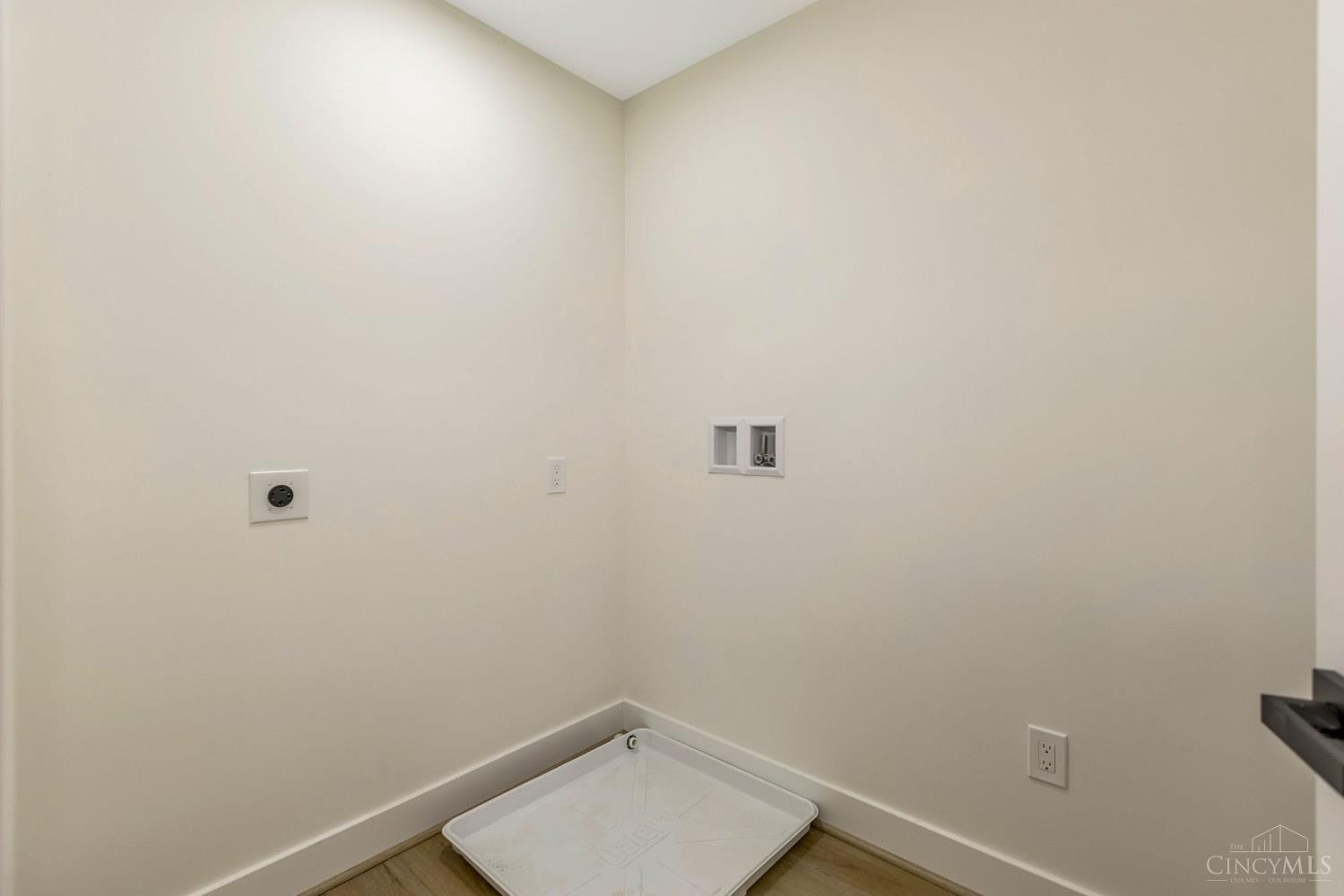 6845 East Frk Road Cincinnati, OH 45227 - Photo 30 of 41