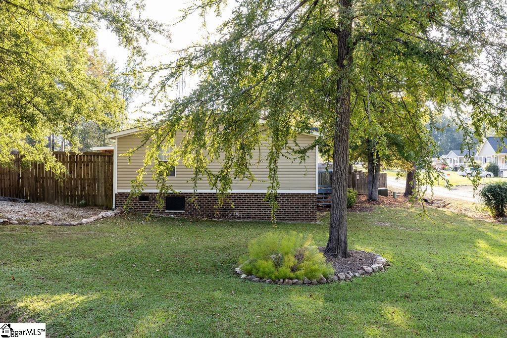 118 Quail Road Ninety Six, SC 29666 - Photo 3 of 37 Gallery Image 3