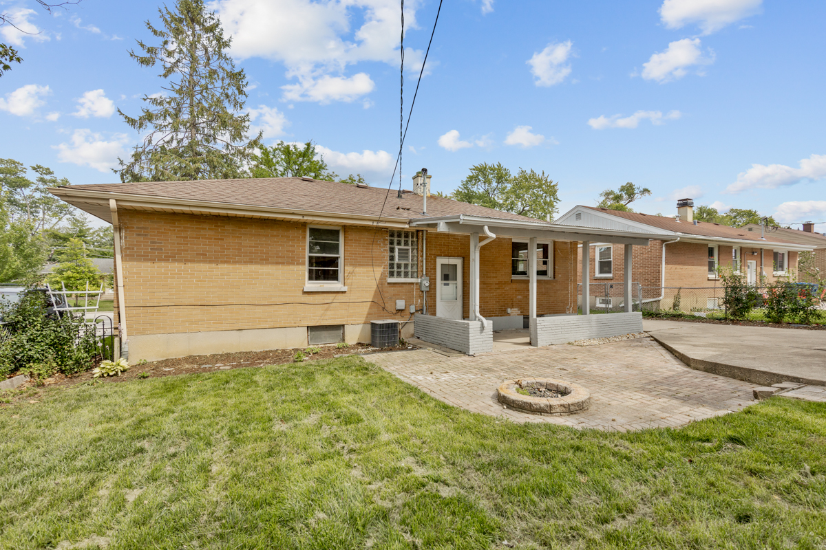 1528 Herbert Avenue Berkeley, IL 60163 - Photo 25 of 25 a view of a house with a small yard and sitting area