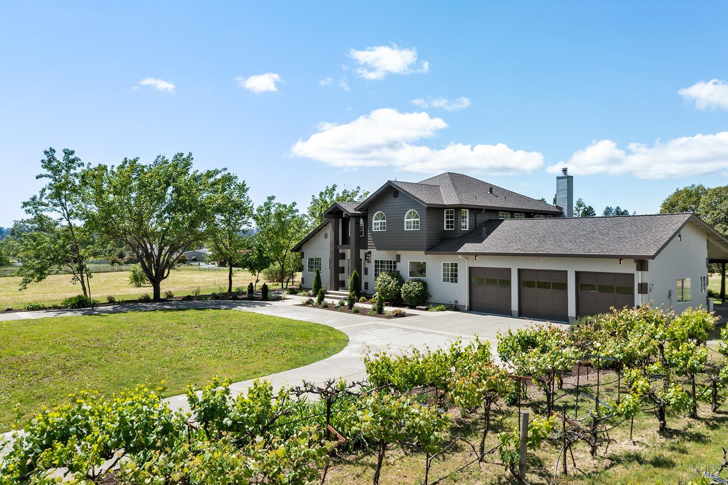 5533 Oak Meadow Drive Santa Rosa, CA 95401 - Photo 5 of 61