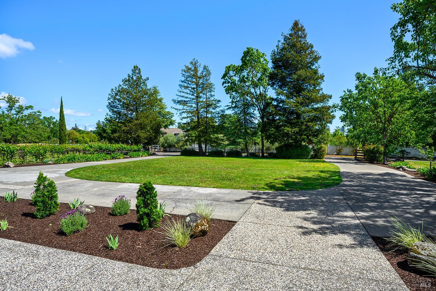 5533 Oak Meadow Drive Santa Rosa, CA 95401 - Photo 6 of 61