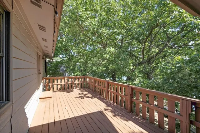 $690,000 | 284 West Flint Hills Drive, Alma, KS 66401