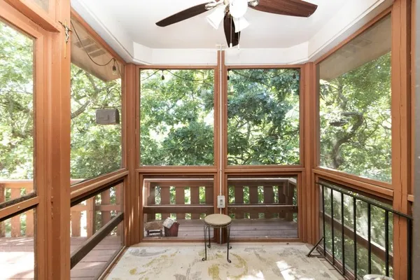 $690,000 | 284 West Flint Hills Drive, Alma, KS 66401