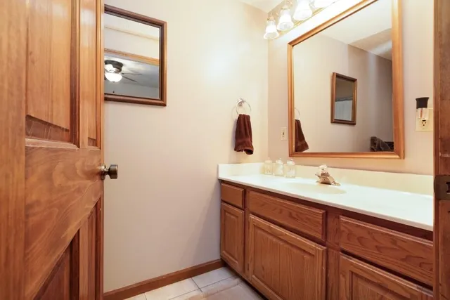 $690,000 | 284 West Flint Hills Drive, Alma, KS 66401