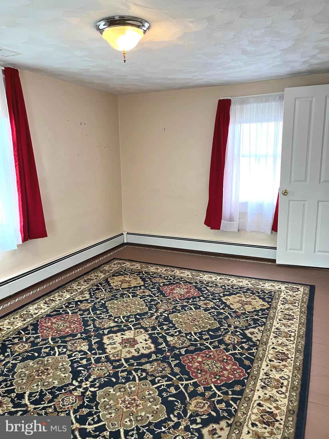 4930 Ridge Road Rosedale, MD 21237 - Photo 22 of 49 a view of a living room