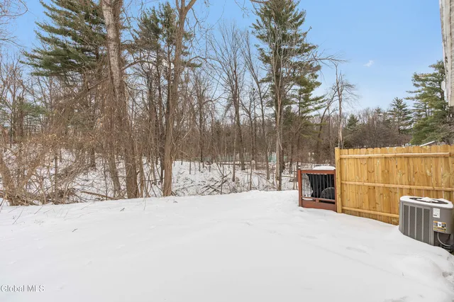 $249,700 | 4020 Chaucer Place, Guilderland, NY 12159