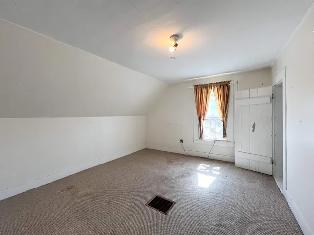 $225,000 | 191 Washington Street, Littleton, NH 03561