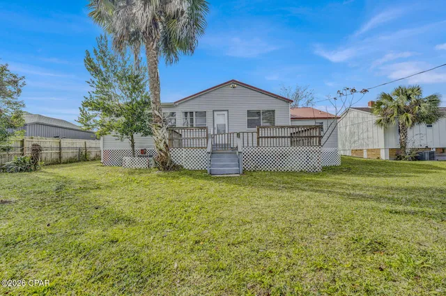 $299,999 | 210 North Cove Boulevard, Panama City, FL 32401