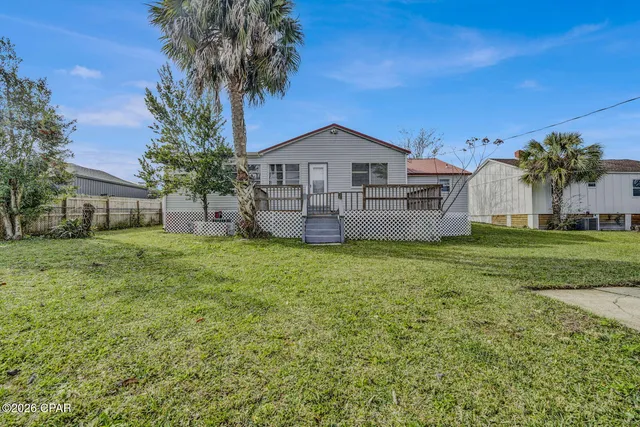 $299,999 | 210 North Cove Boulevard, Panama City, FL 32401