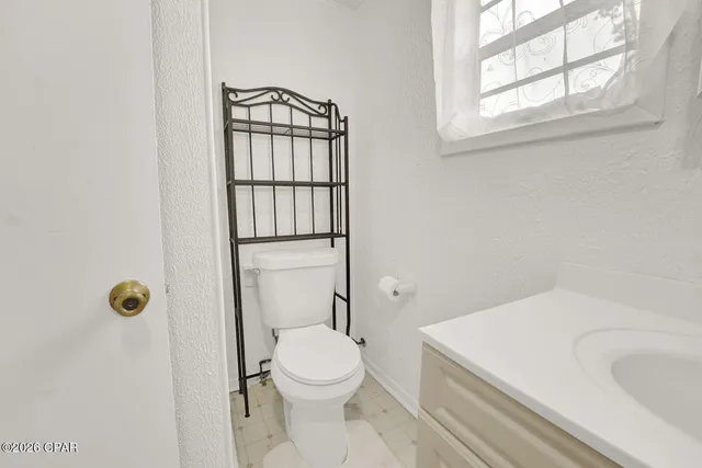 $299,999 | 210 North Cove Boulevard, Panama City, FL 32401