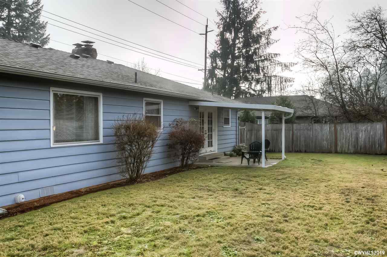 4017 Lone Oak Road Southeast Salem, OR 97302 - Photo 29 of 31 Gallery Image 29