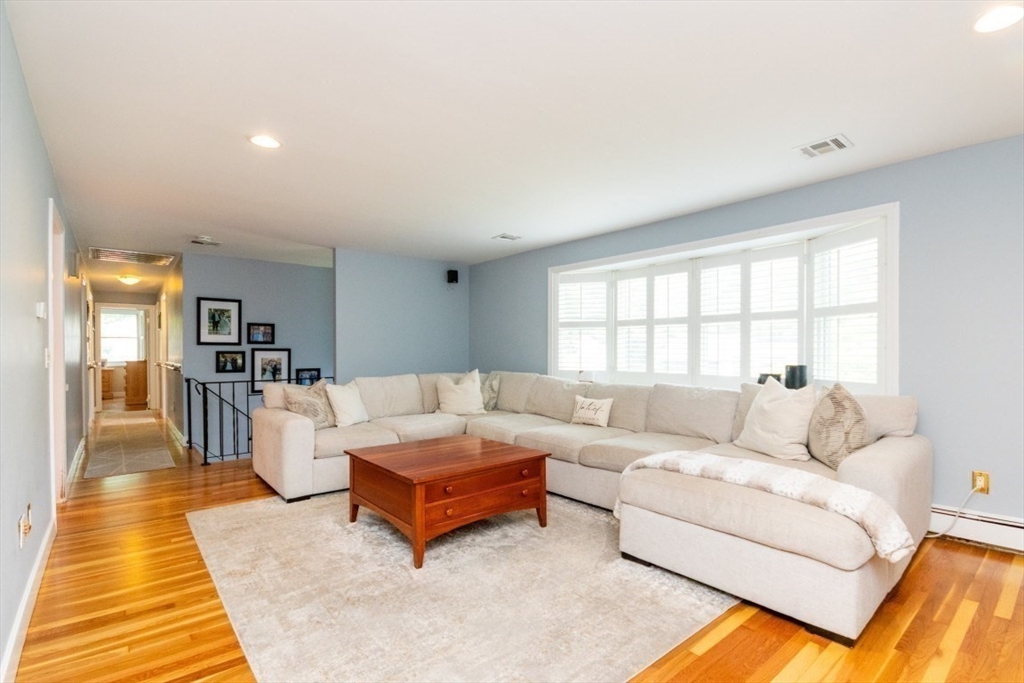 83 Pine Street Natick, MA 01760 - Photo 3 of 39