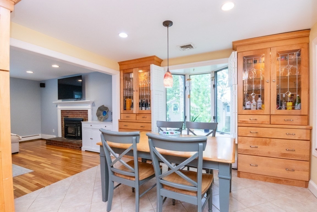 83 Pine Street Natick, MA 01760 - Photo 5 of 39