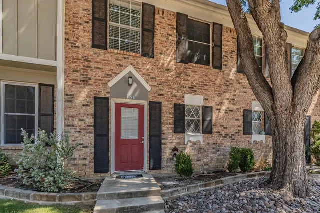 $1,875 | 186 Merlin Way, Euless, TX 76039