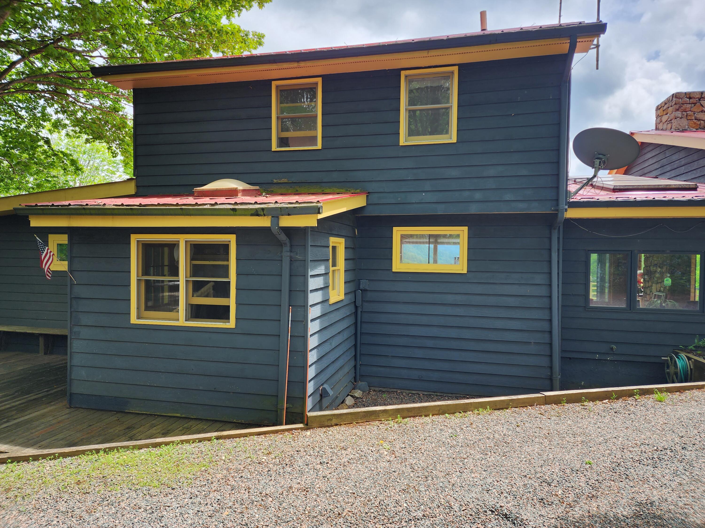 943 Greer Road Mountain City, TN 37683 - Photo 18 of 76 20230513_142854