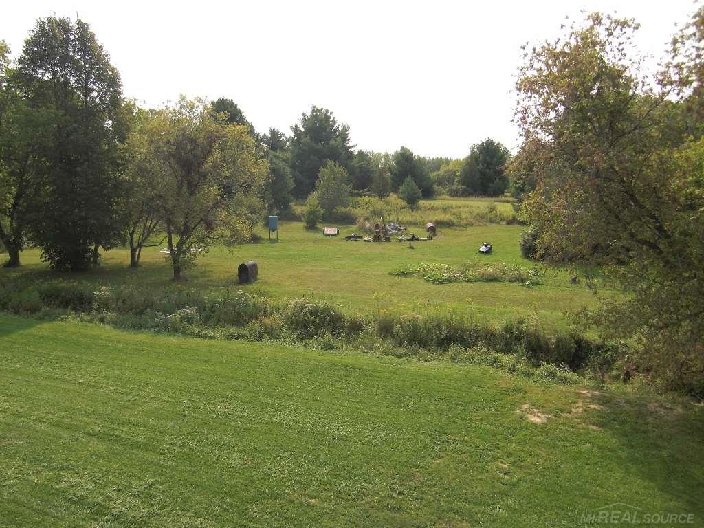6230 Deckerville Road Deckerville, MI 48427 - Photo 21 of 31 31331044-20.JPG