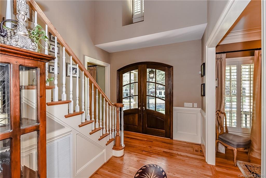 2201 Colony Road Charlotte, NC 28209 - Photo 3 of 24 Gallery Image 3