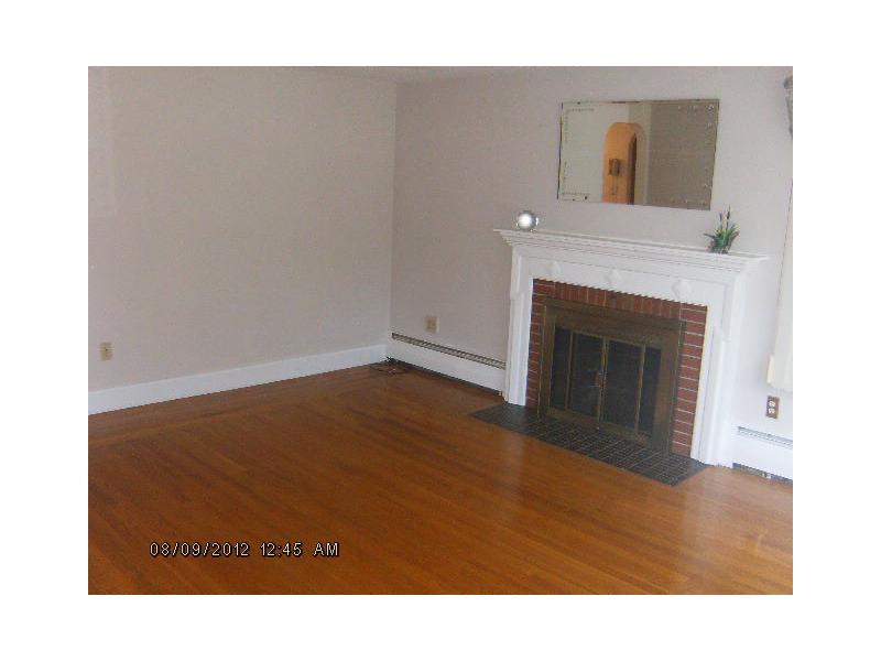 81 Ralston Street Warwick, RI 02888 - Photo 5 of 8 Living Room.
