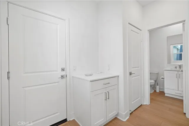 $999,000 | 27321 Great Divide Lane, Newhall, CA 91381