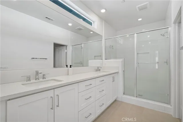 $999,000 | 27321 Great Divide Lane, Newhall, CA 91381