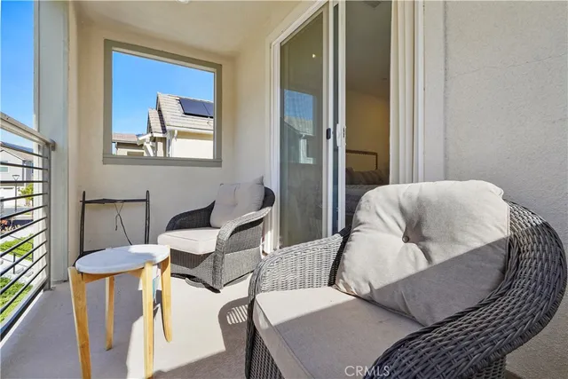 $999,000 | 27321 Great Divide Lane, Newhall, CA 91381