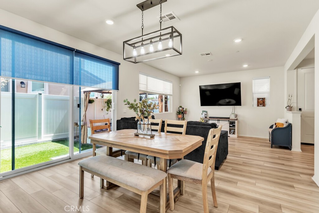 28175 Ashtree Street Temecula, CA 92591 - Photo 11 of 46